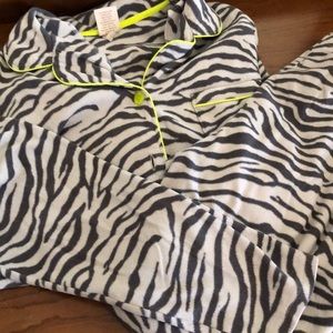 Zebra print pj set